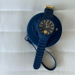 - Unisex Versace Versus Tokyo watch